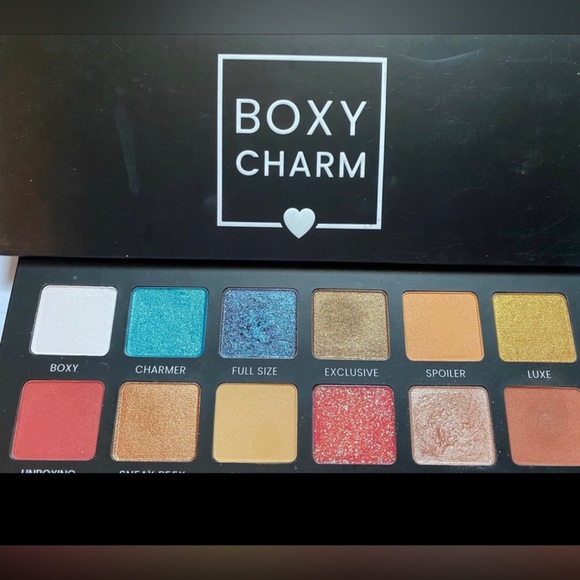 ✅Boxycharm eyeshadow palette. - Picture 1 of 2